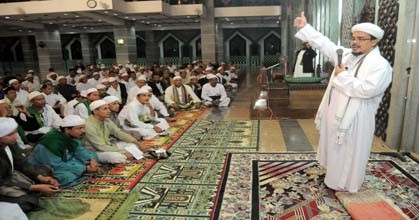 Habib Rizieq saat ceramah di Masjid Al-Markaz Makassar-antaranews-jpeg.image